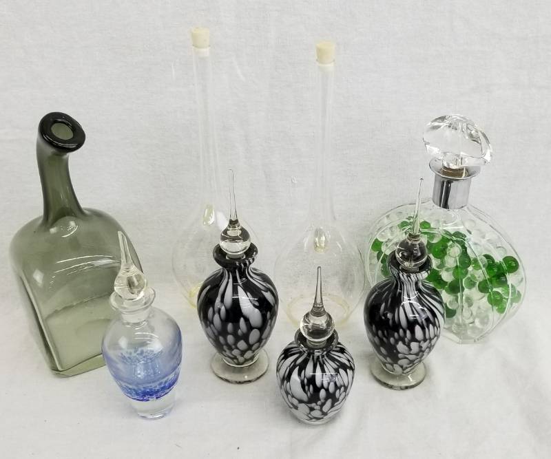 lot 78 image: Lot of Art Glass Perfume Bottles and Decanters