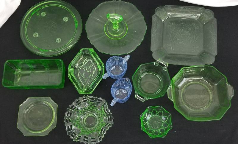 lot 82 image: Lot of Green and Blue Depression Glass