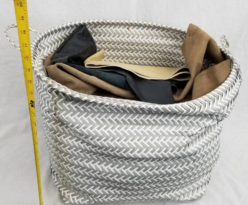 lot 90 image: Lot of Leather Swatches, Ropes, Tassels and Handmade Purses