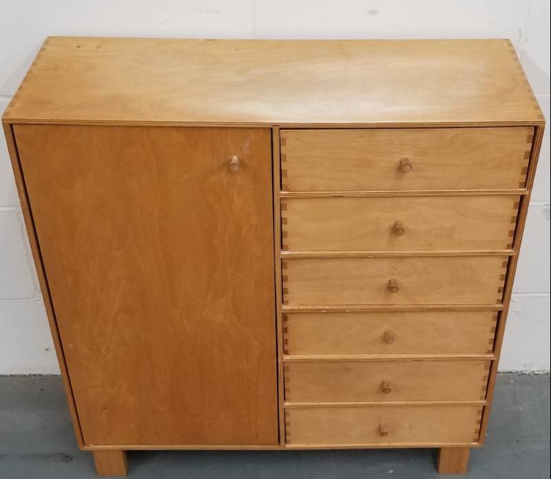 lot 119 image: Vintage Mid Century Modern Cabinet and Drawers MCM