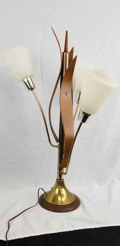 lot 140 image: Vintage Mid Century Modern Wooden Eames Table Lamp