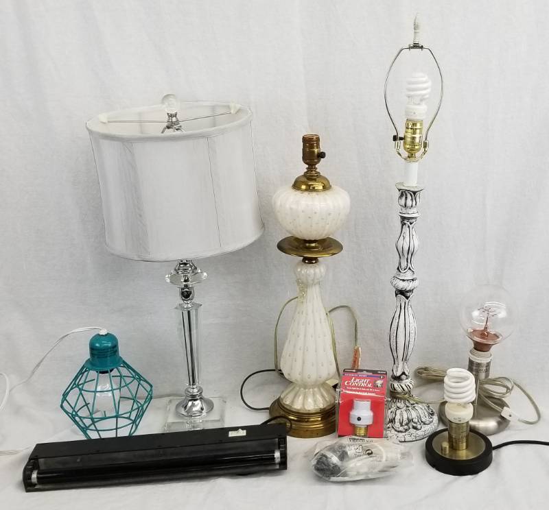 lot 143 image: Lot of Lamps, Table Lamp, Hanging, Black Light, etc.