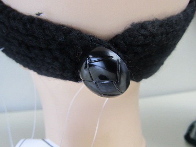 lot 168 image: Winter Headbands & Hoodie - Northern Cap & Glove