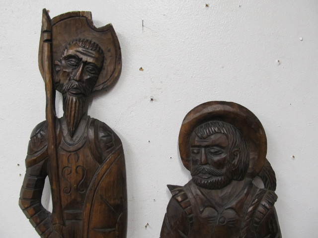 lot 33 image: HUGE Vintage Figural Carved Wooden Spoon & Fork
