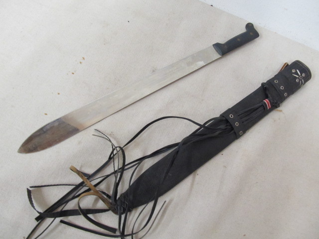 lot 27 image: Vintage INCOLMA No.66 Machete