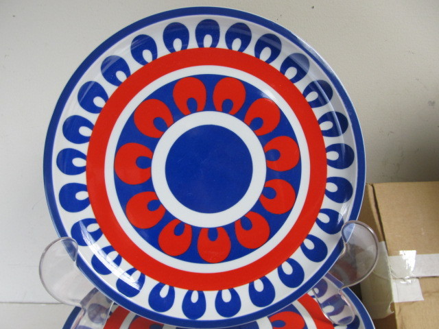 lot 157 image: Beautiful Set of Hearthstone Block Vista Alegre Dishes