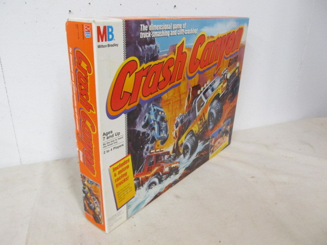 lot 180 image: Vintage CRASH CANYON Board GamePlayset