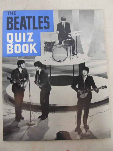 lot 194 image: Vintage 1964 BEATLES Quiz Book