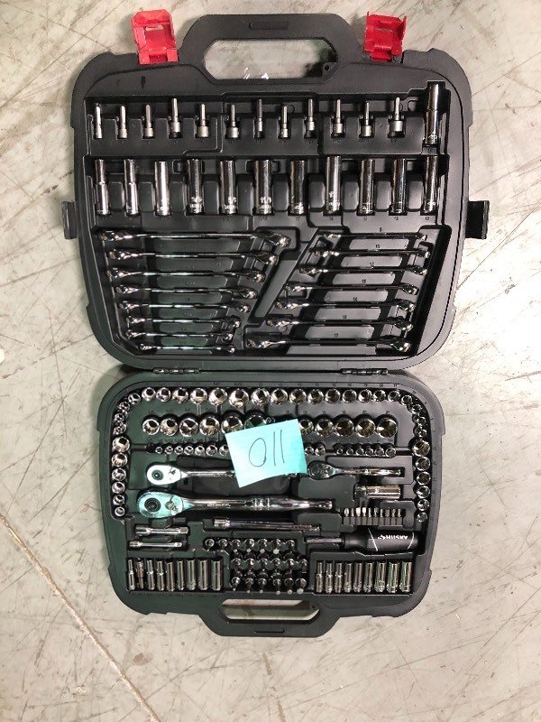 lot 110 image: Husky Mechanics Tool Set (185-Piece) IN GOOD CONDITIONS BROKEN CASE