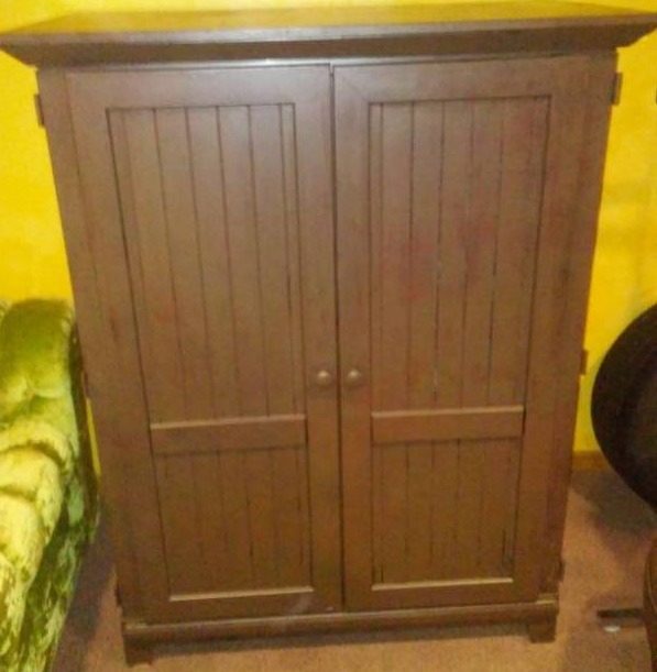lot 1 image: 2 Door Entertainment Center.