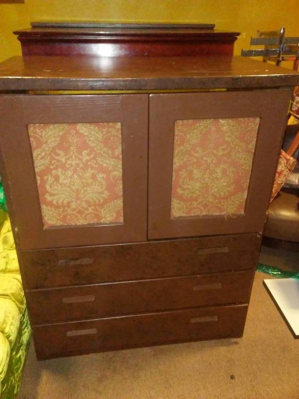 lot 3 image: Sweater Armoire or Entertainment Unit.