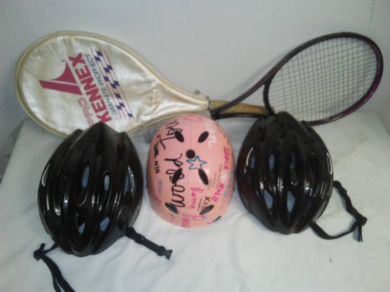 lot 20 image: 2 tennis rackets, 3 bike helmets