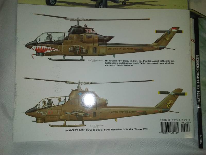 lot 31 image: 7 books on war planes