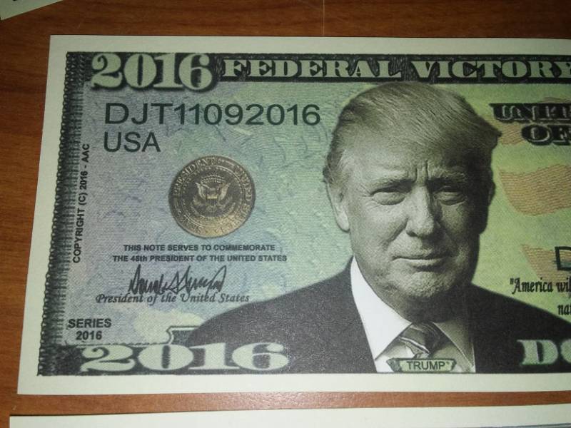 lot 50 image: 2016 Donald J Trump Federal Victory note non-negotiable, Punk your friends and relatives or favorite Democrat at Christmas