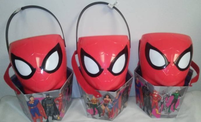 lot 98 image: Christmas gift containers, better than a bag