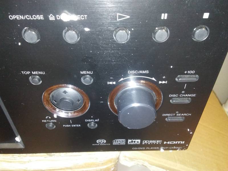 lot 101 image: New Sony CD - DVD Disc Explorer 400 player