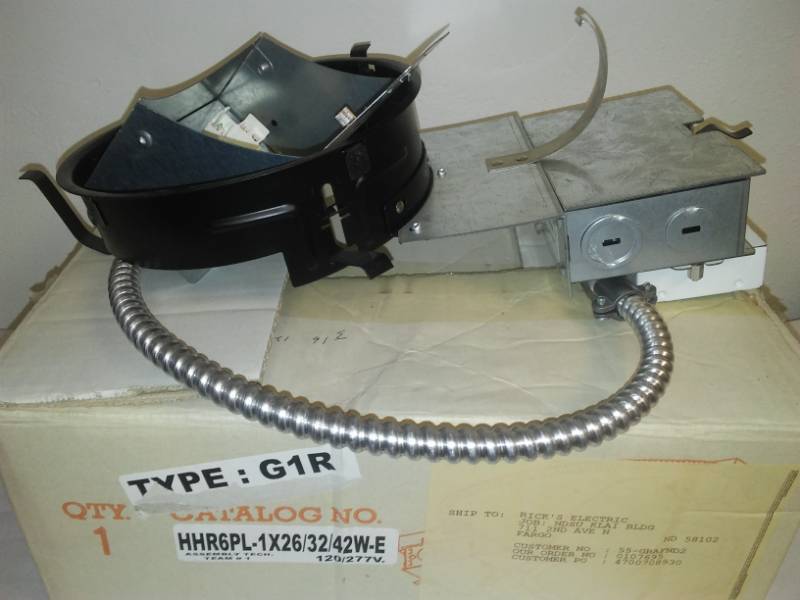 lot 102 image: 4 recessed lighting fixtures with reflectors. New in boxes.