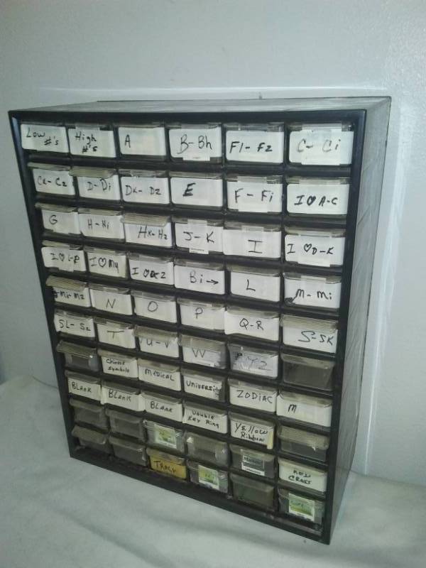 lot 142 image: 60 drawer organizer