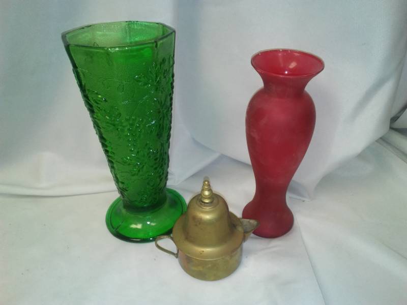 lot 166 image: Brass cup and bell with two vases.