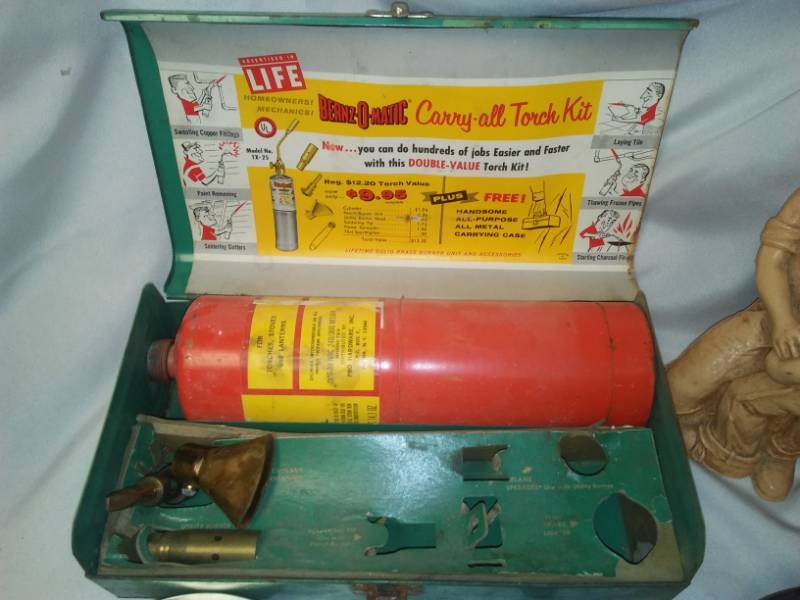 lot 179 image: Miscellaneous lot.