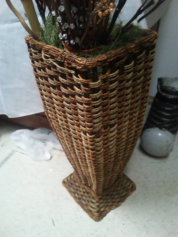 lot 208 image: Wicker basket 6 foot tall.