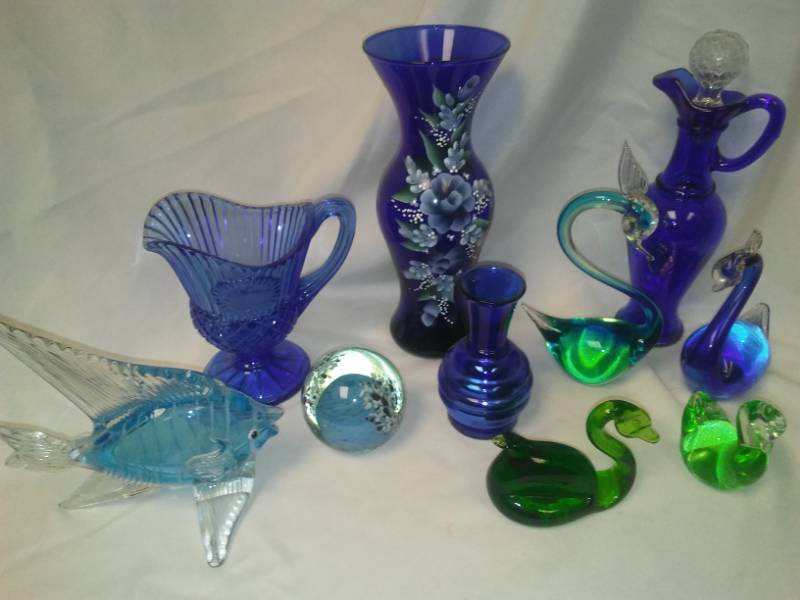 lot 233 image: Fabulous glass collection, blues and greens.