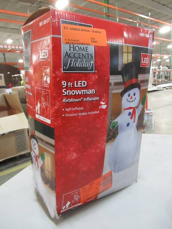 lot 46 image: Home Accents Holiday 9 ft. Inflatable Airblown-Snowman, 14991