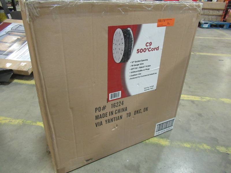 lot 220 image: Commercial C9 500 ft. Stringer Light Set without Bulbs 14-345