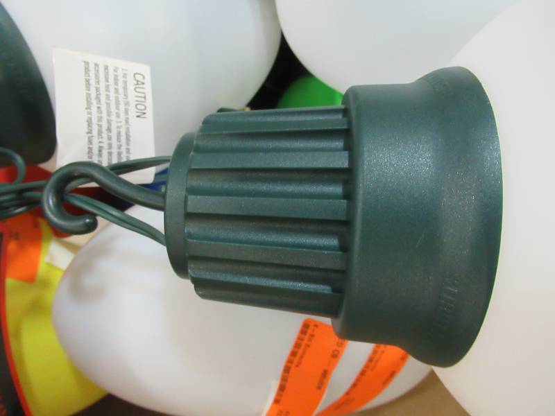 lot 57 image: Case of 27 Really Big Lights