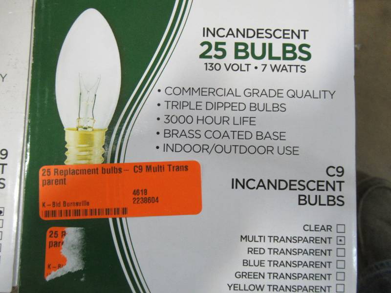 lot 135 image: 40 Boxes of Mixed Vickerman 00020 - C9 Intermediate Screw Base Clear (25 pack) Christmas Light Bulbs