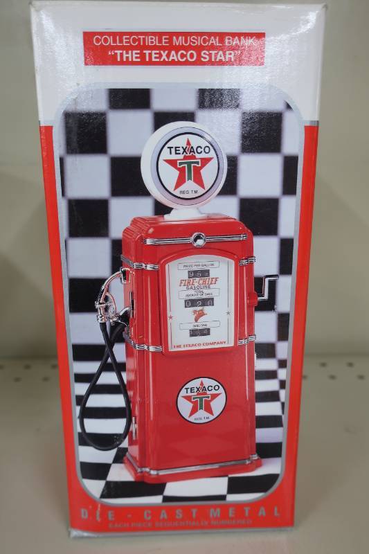 lot 324 image: Texaco Musical Bank