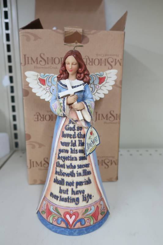 lot 332 image: Jim Shore Angel - John 316