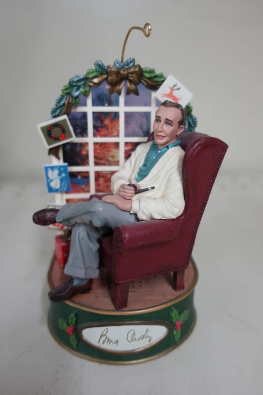 lot 335 image: Bing Crosby Ornament