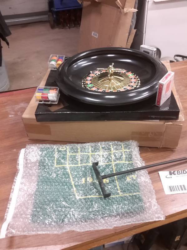 lot 627 image: Home Roulette Game