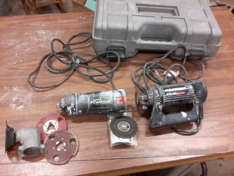 lot 584 image: 2 RotoZip Spiral Saws