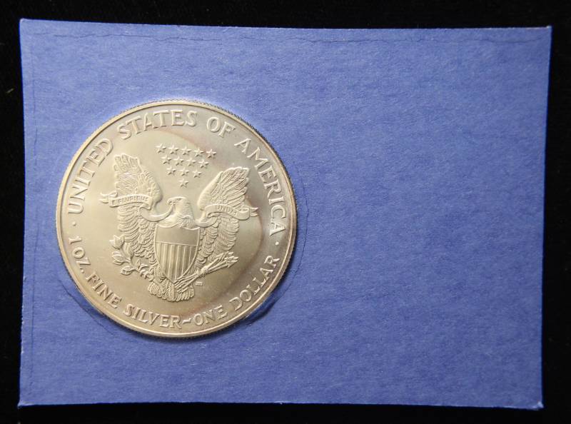 1998 AMERICAN SILVER EAGLE 1 TROY OZ. .999 FINE SILVER DOLLAR