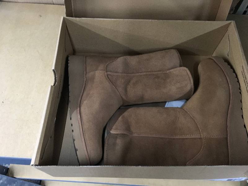UGG Classic Slim Boot, Retail $139.99