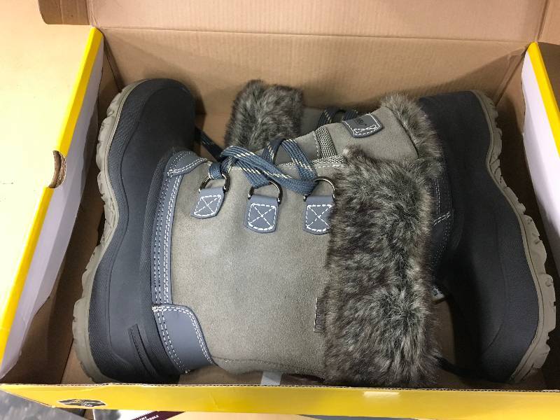 Khombu Ladies Short Boot, Retail $29.99