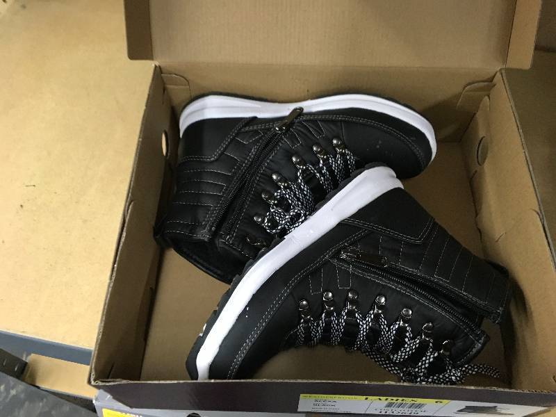 Weatherproof Ladies Boots, Retail $24.99