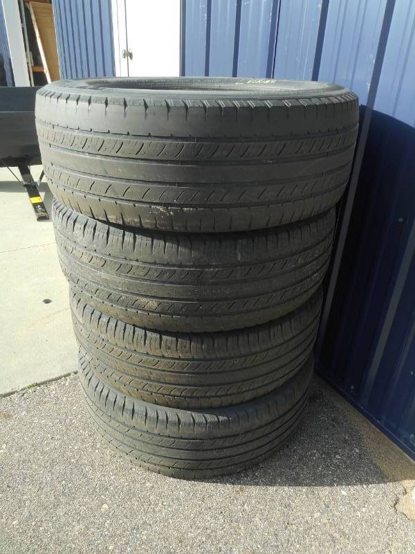 lot 7 image: Tires