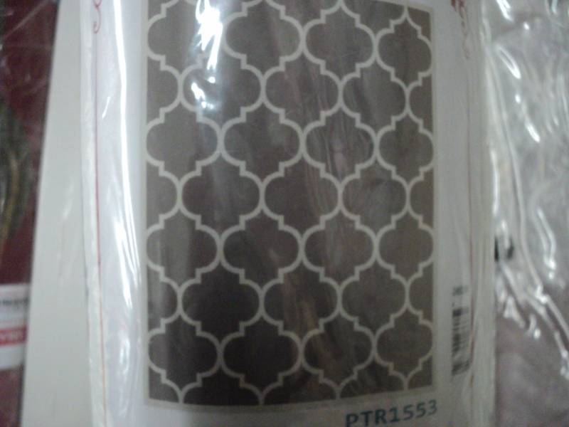lot 3 image: Trellis from Patterson Collection f...