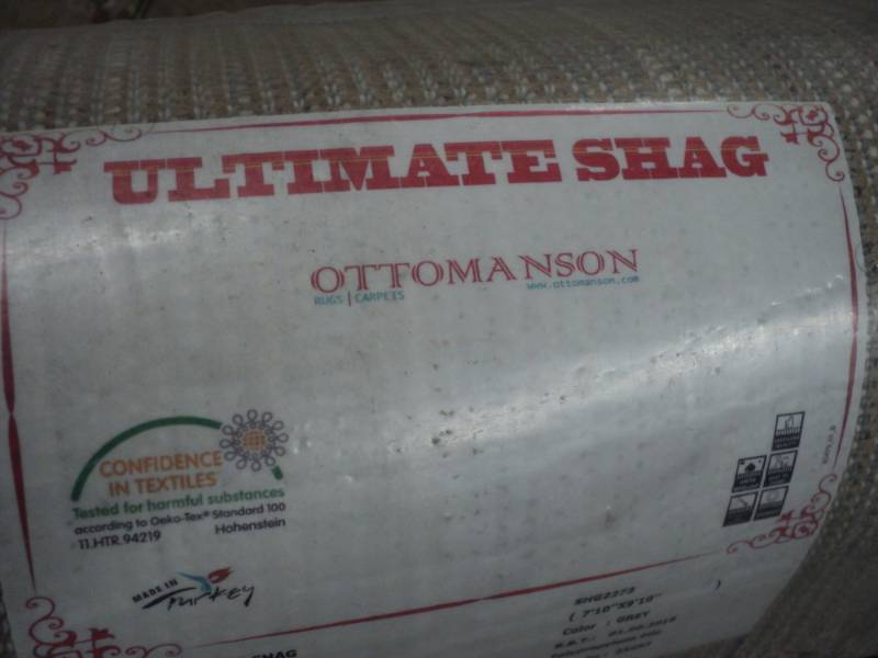 lot 7 image: Ultimate Shag Grey Rug 7 10 x 9 ...