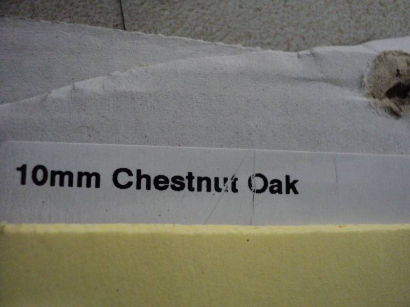 lot 89 image: 10 boxes of Chestnut Oak, 8 planks ...