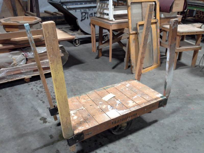 lot 4022 image: Hamilton Brand Railroad Cart