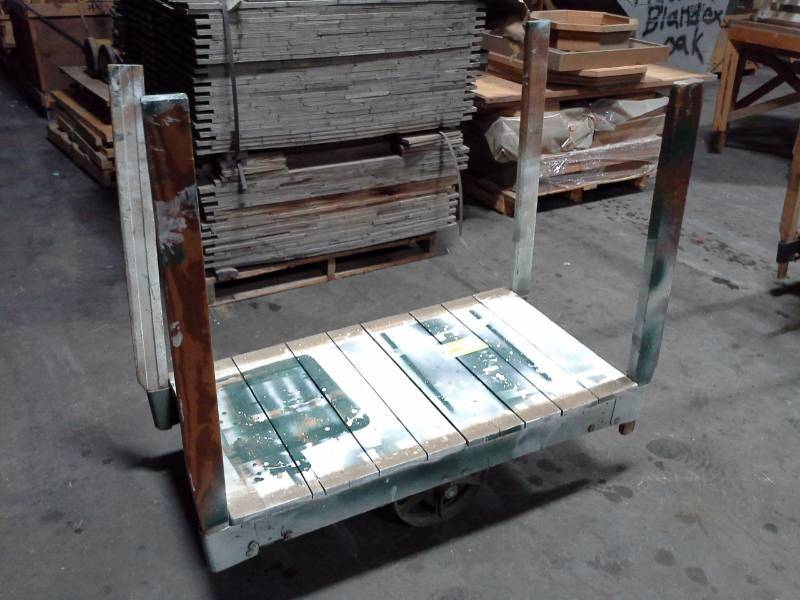 lot 4023 image: Jakes Brand Railroad Cart