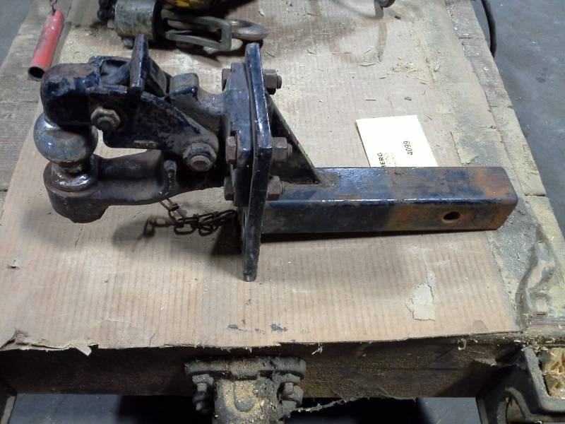 lot 4099 image: Receiver Hitch