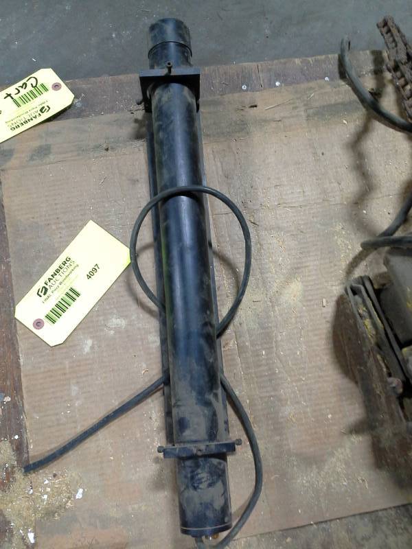lot 4097 image: Laser Blazer Helium Neon Laser