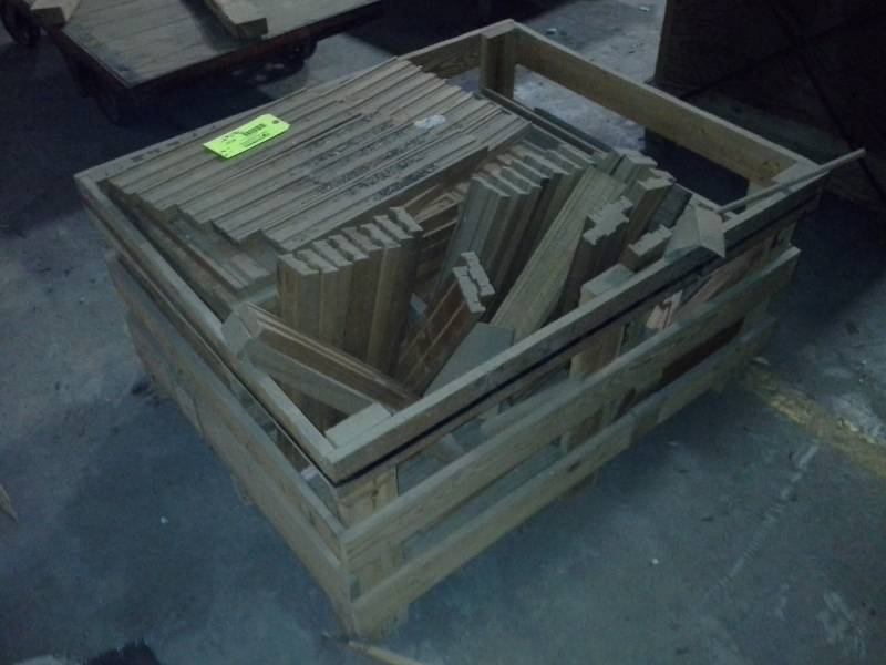 lot 4127 image: Pallet of Wood - Window Pieces