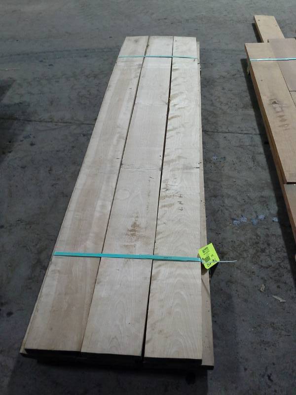 lot 4195 image: Bundle of Birch