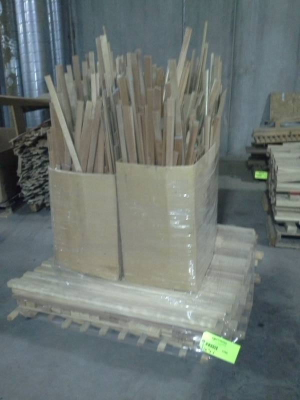 lot 4199 image: Boxes of Wood Slats